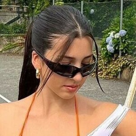 20 years old onlyfans naked archive