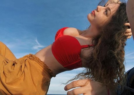 Gali Golan erotic model pics