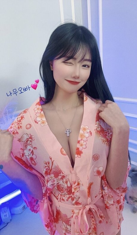 berry 3 14 official sexy star pictures