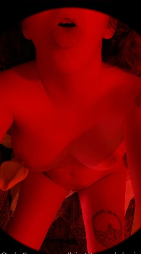 bigtitsandchains star beautiful image