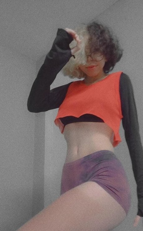 small onlyfans adult pics