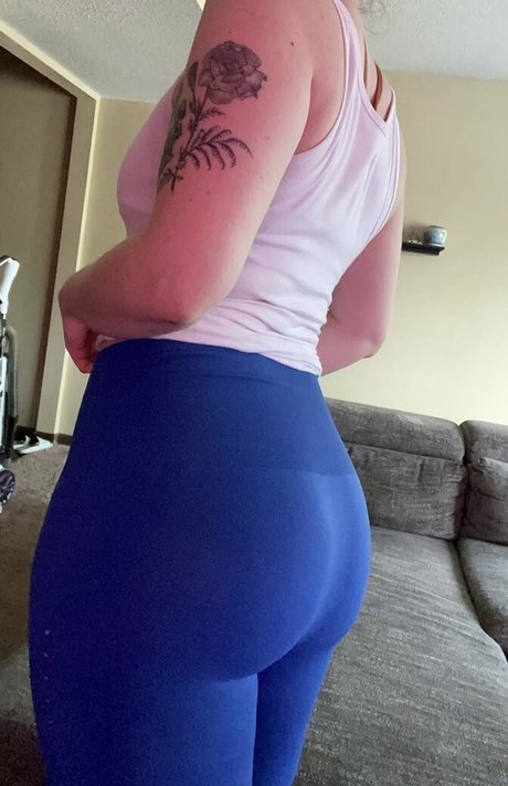 milf pregnant onlyfans art naked picture