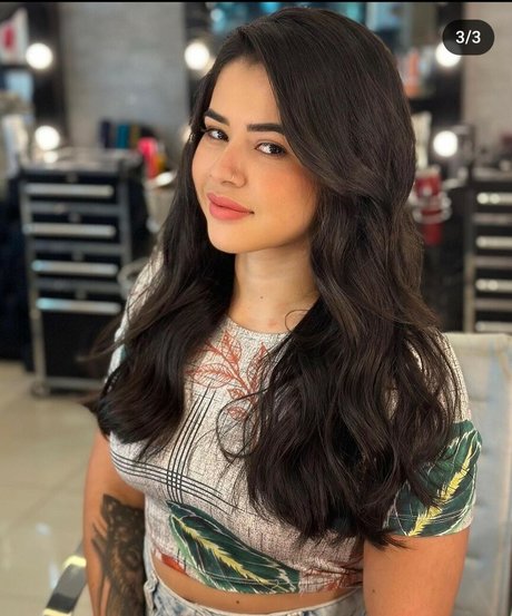 Lauana Nascimento art model img