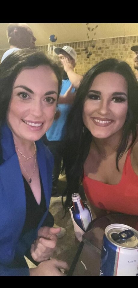 pregnant milf onlyfans free pictures