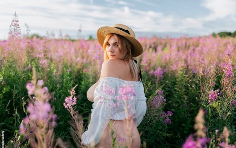 Natalia Tihomirova pornstar erotic galleries