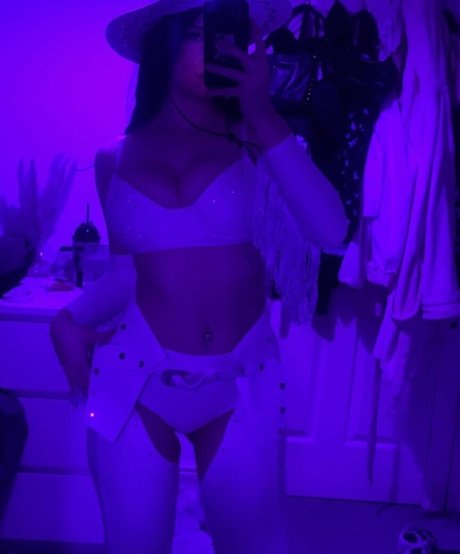 g cup tits onlyfans hot pics