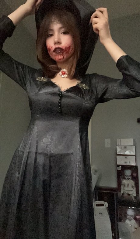 ellegarci naked actress image