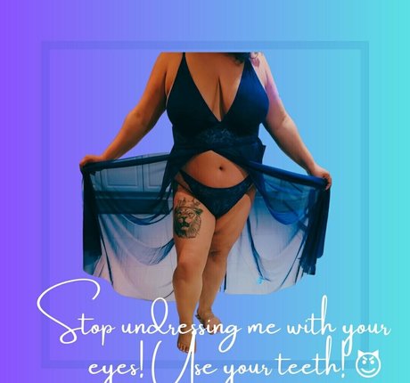 curvy carla star exclusive pictures