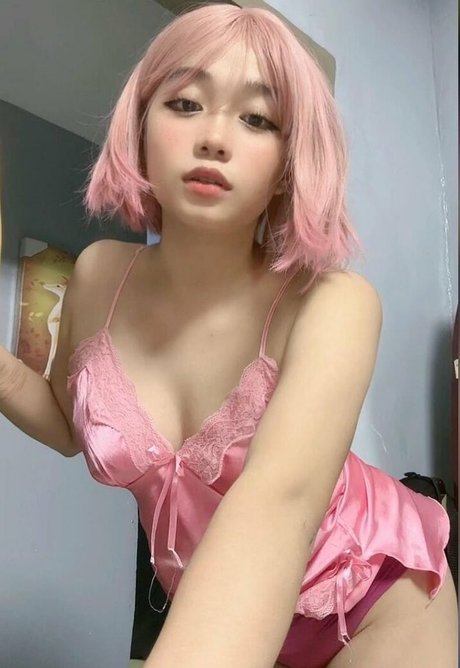 crossdresser onlyfans beautiful naked pic