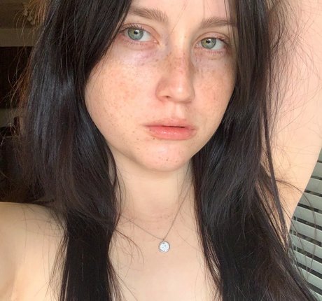 lewdkumi star sex photo