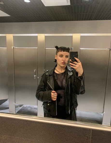 dutch onlyfans free photos