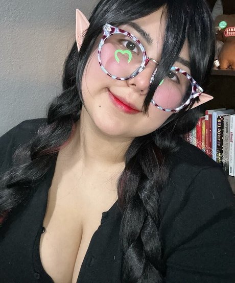 Soraki Cosplay nudes model pictures