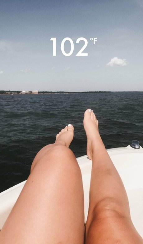 kkirafoxx top star pics