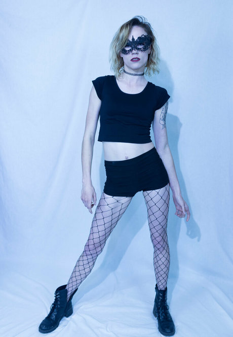 cat h marie star pic