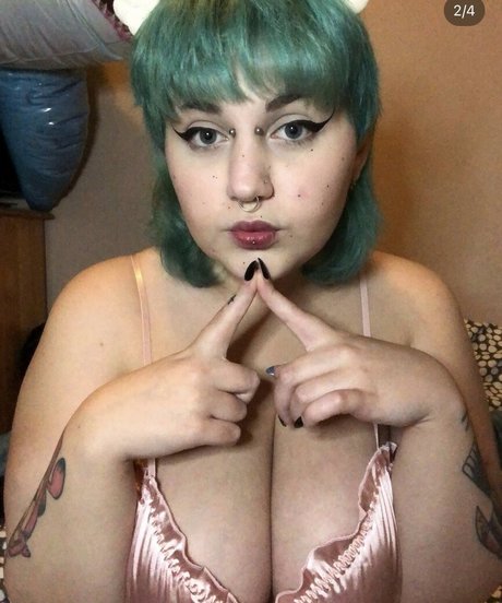 theamichan free star photos