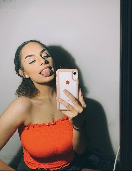 Desire Negro pornstar perfect pic