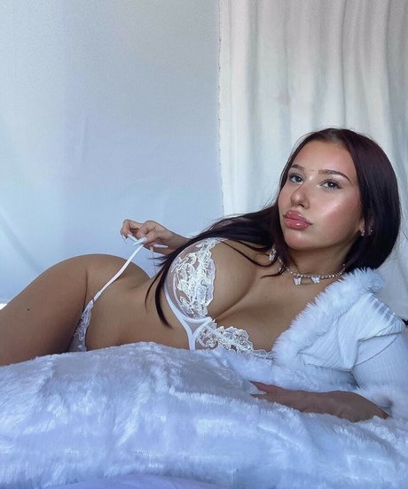 Hannahdenisee pornstar photo