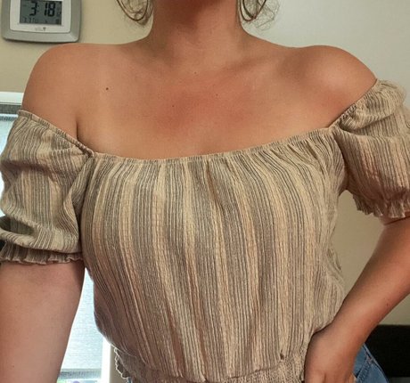 Elena Sophia Nicolosi model sex galleries