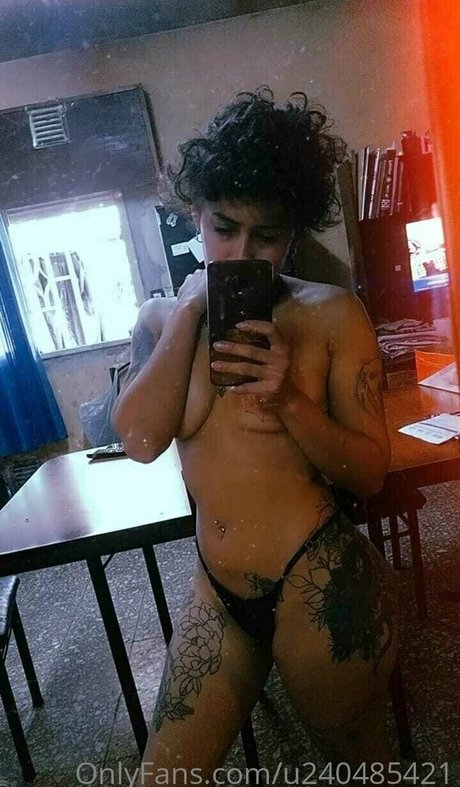 thequeenwithcurls porn model img