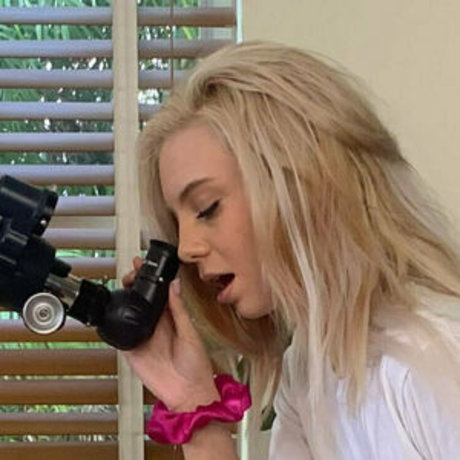 Josie Lynn hot star images