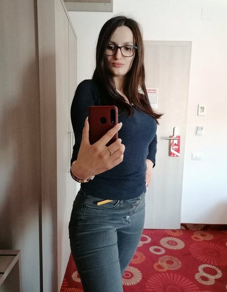 crissnight pornstar adult pictures