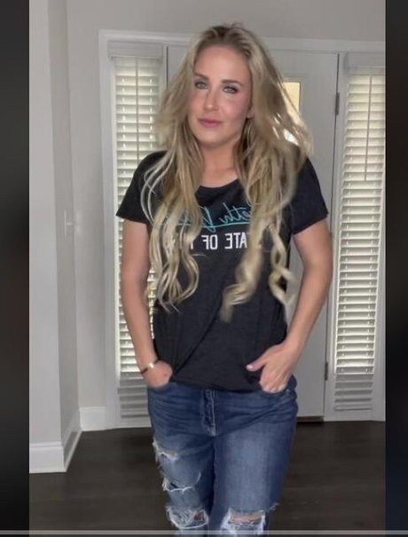 Southern Wife sex actress gallery