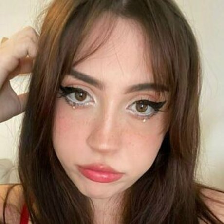 starsanrio model exclusive archive