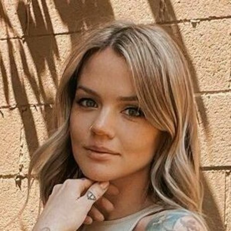 ohioliz model erotic photos