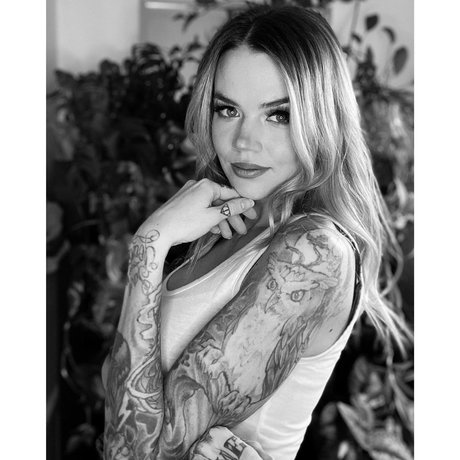 gay midget onlyfans nudes images