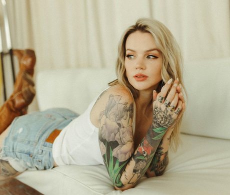 ohioliz pornographic model pictures