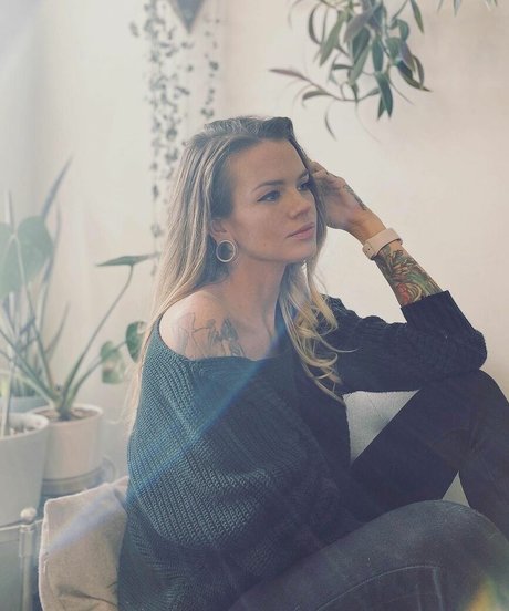 ohioliz art pornstar pictures