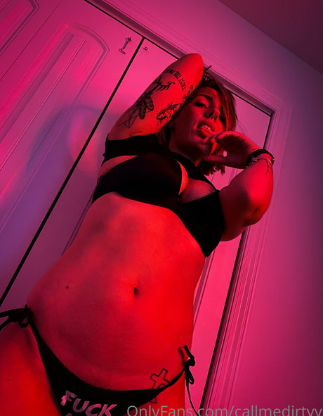 asian influencer onlyfans adult pics