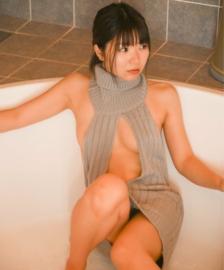 Natsuki Tanaka adult actress photos