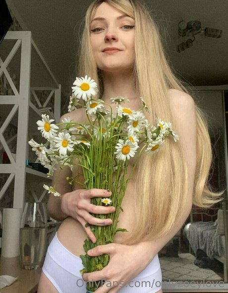 onlyzoeylove beautiful star galleries