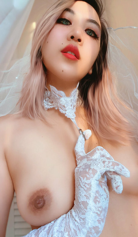 RedRabbu Profile Pic