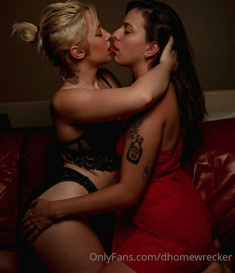 dhomewrecker perfect actress pics