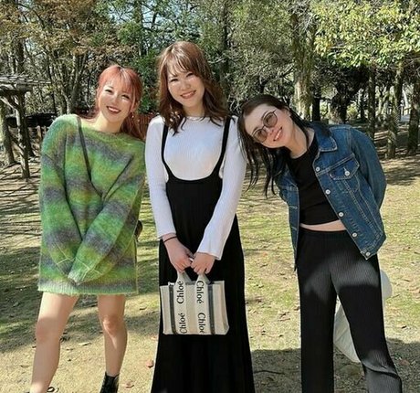 jgirlrena free model photo