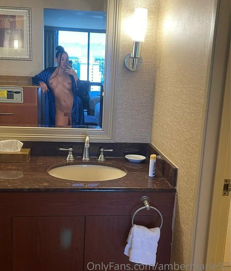 ambermarie52 erotic star gallery