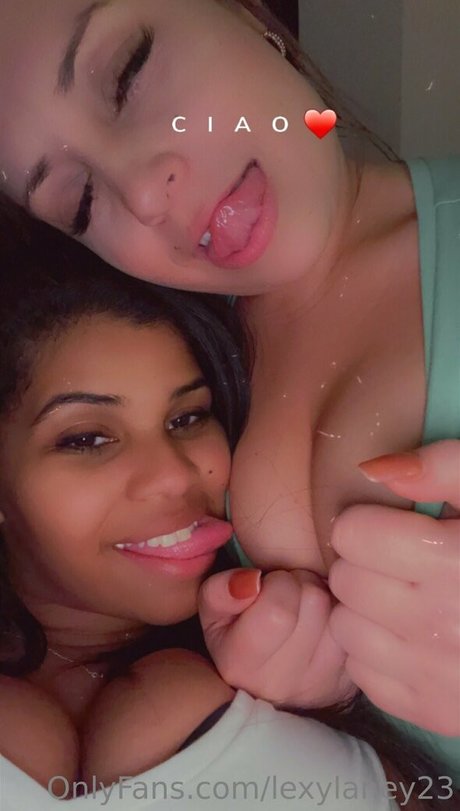 itslaneybabyxo nudes star galleries