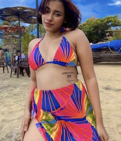 Senorita Sara pornographic actress picture