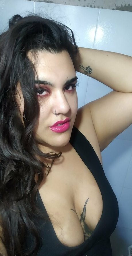 gym shower onlyfans erotic pic