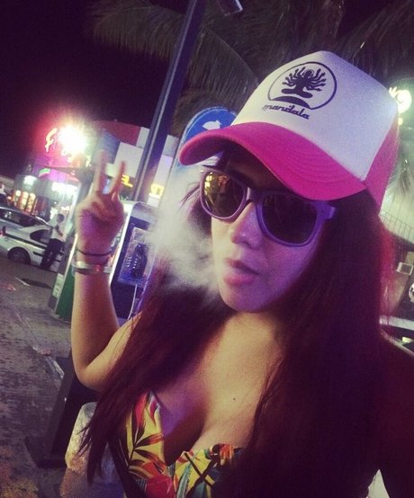 Jezz Angeles model nudes pic