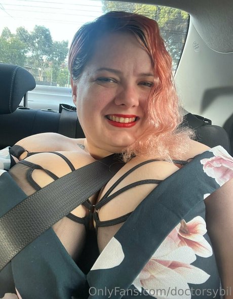 doctorsybil model hot picture