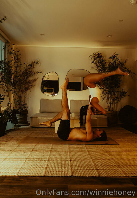 winniehoney nice model gallery