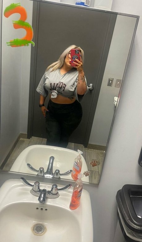 Lilly Alcorn erotic model photos