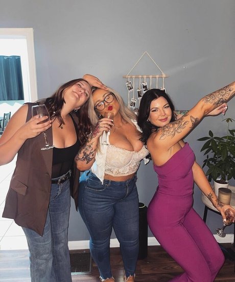 goth thick onlyfans free sexy pic