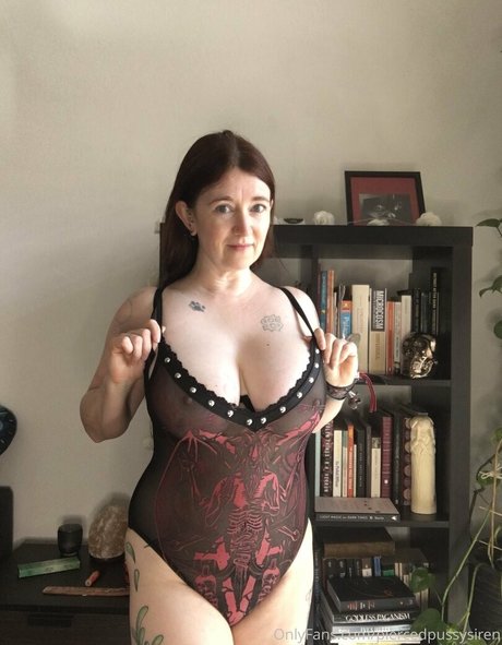 skinny model onlyfans erotic pic