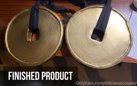 FeliciaVox hot model photo