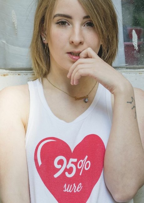 Aranza Cesarii pornstar exclusive photos