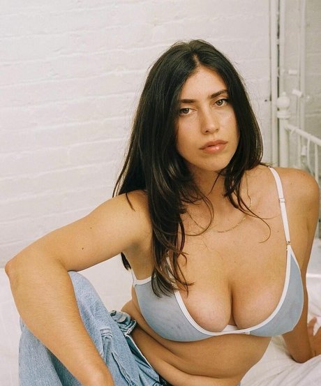 scientwehst art actress photo